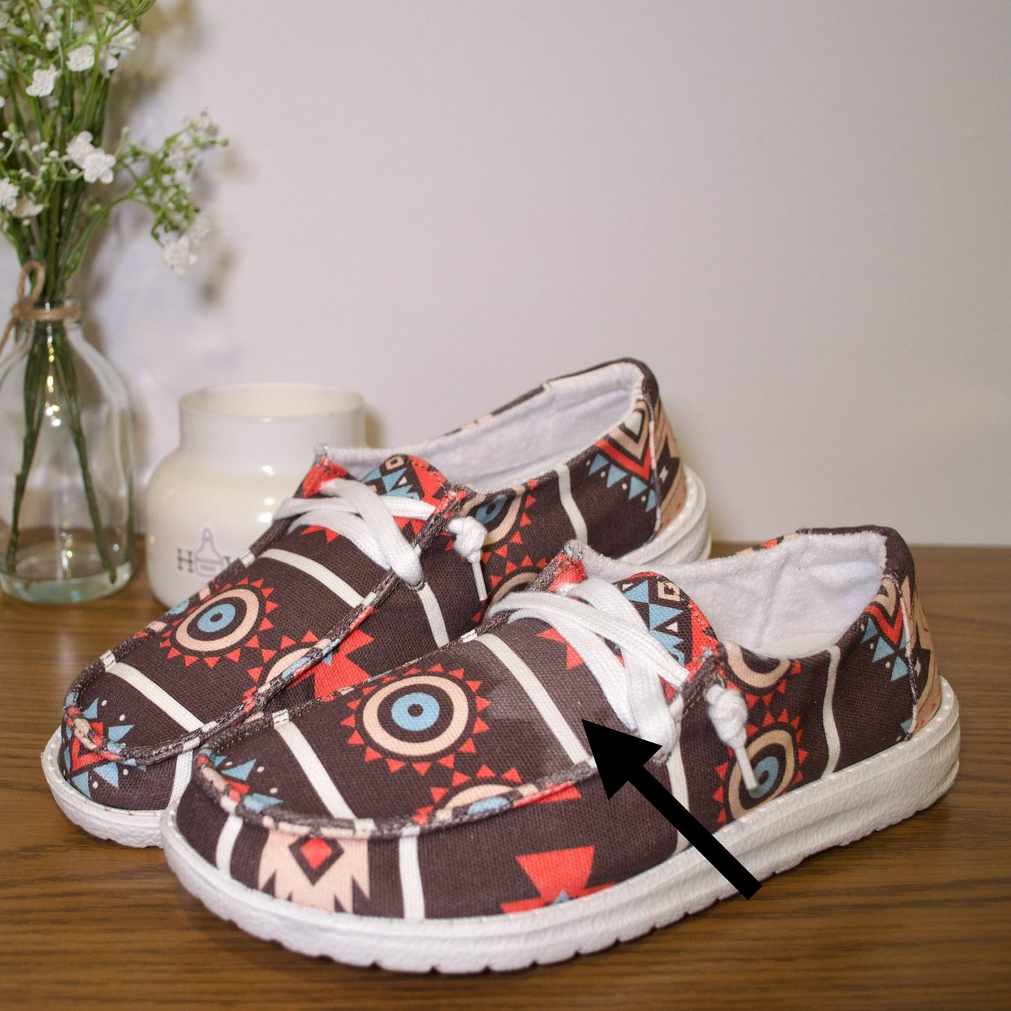 *Tiny defect*Discolored stain* Aztec Shoes - Size 8.5