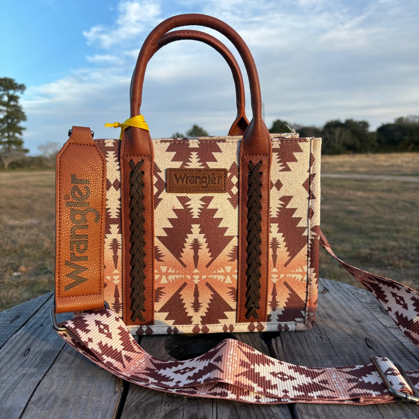 Wrangler Small Tote Bag Light Coffee