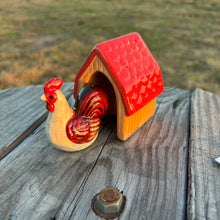 Load image into Gallery viewer, Rooster Salt and Pepper Shakers
