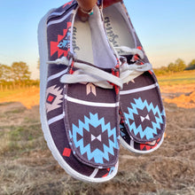 Load image into Gallery viewer, Gypsy Jazz Aztec Shoes - Size 6
